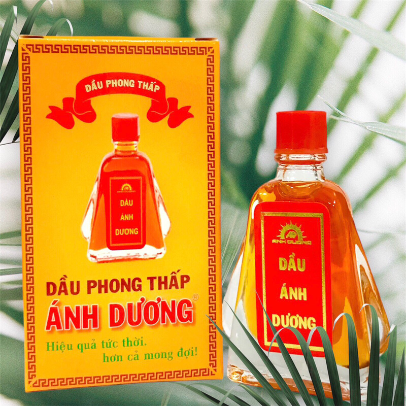 Dầu phong thấp Ánh Dương (1 lốc/12 chai)